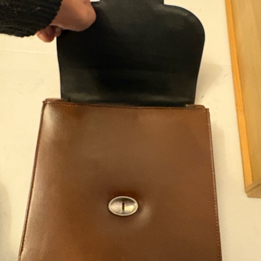Vintage Brown on brown geometric accents purse - Picture 8 of 9